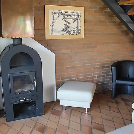 Апартаменты Schonried Sleeps 6 Wifi *